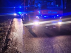 Koszmar w gminie Dywity. Kierowca spłonął w aucie