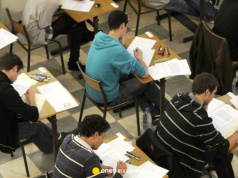 Dzieci z przedmieść. Jak Francja radzi sobie z edukacją imigrantów