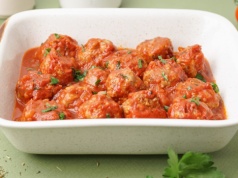 O tę zapiekanę z klopsami ciągle prosi rodzina. Można jeść nawet w piątek