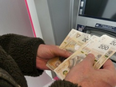 2403 zł dopłaty do pensji. Dla tych, którzy chcą pracować, ale napotykają przeszkody