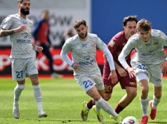 Grad goli w Niecieczy. Termalica lepsza od Piasta Gliwice