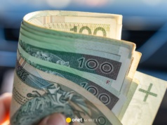 2333 zł dla każdego Polaka od 3 lat. Bezwarunkowy Dochód Podstawowy dzieli Polaków