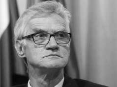 Podkomisja smoleńska żegna śp. dr. Kazimierza Nowaczyka. „Jego życie było świadectwem niezłomności ducha”