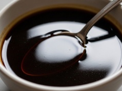 Zapomnij o miodzie. Ten syrop nazywają "złotem dla serca"