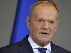 Tusk uderzył w Nawrockiego i PiS, ale to ostrzeżenie. "Chcą wplątać Polskę w wojnę"