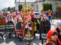 Lany poniedziałek z kogutkiem i gaikiem w Smardzewicach