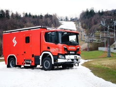Wysokościowa Scania dla SGRW 'RADZIONKÓW’