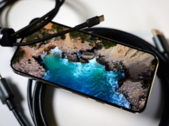 Jak oglądać filmy z telefonu na telewizorze bez kabli?