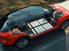 Lotus Eletre X / Lotus For Me, hybryda ładowana z gniazdka z baterią 70 kWh, ładowaniem 6 C i rozładowywaniem 10+ C