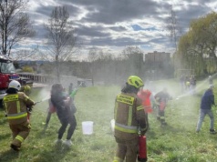 Cieszyn: Wielkie lanie na os. Piastowskim, czyli ponad tysiąc balonów z wodą w ruchu | WIDEO, ZDJĘCIA