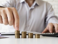 Raport: długi sądowe Polaków wynoszą ponad 1 mld zł