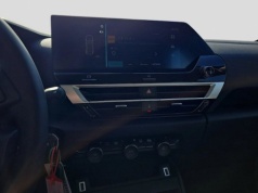 86 800 zł za SUV-a z hybrydą i automatem produkowanego w Hiszpanii. Sprzedali go, zanim chińska konkurencja się połapała