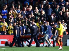 Groźne sceny. Piłkarz stracił przytomność, w karetce opuścił stadion