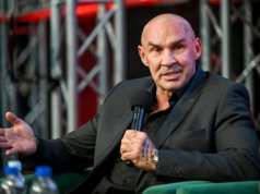 Oddał nerkę córce i sam na tym ucierpiał. Oto mało znane fakty z życia Przemysława Salety