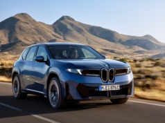 Zasięg 635 km i ładowanie w ułamku sekundy! Zobacz, czym kusi najnowsze BMW iX3 40
