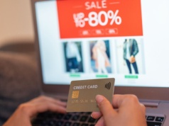 Już nie Temu ani Shein. Polacy oszaleli na punkcie nowej platformy. Rośnie bez reklam