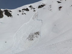 Tragiczny sezon 2025/26 trwa. 135 ofiar lawin w górach Europy