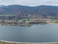 Pociągiem w Góry Sowie i nad „Polskie Como”. Sprawdzamy postępy rewitalizacji linii kolejowej nr 318