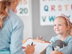 Nie będzie opiekunów medycznych w szkołach. Ministerstwo zmieniło plany