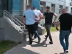 "Lekarz wystawiał fałszywe zaświadczenia onkologiczne. Wziął łapówki na milion"