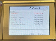 Zobaczył radiowóz i… wrzucił wsteczny. „Wczoraj był biały proszek”