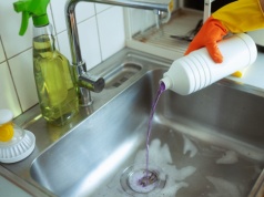 Wyceniła pracę kobiet w domu. Kwota robi wrażenie. "Zrobiłyśmy z siebie roboty"