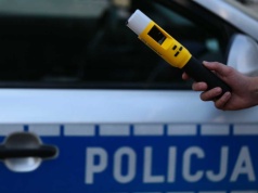 Czterech pijanych kierujących zatrzymali ostrowieccy policjanci w święta