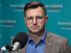 Trzy przystanki w centrum Gdańska wyłączone z użytku. Dyrektor ZTM proponuje… spacer lub Mevo