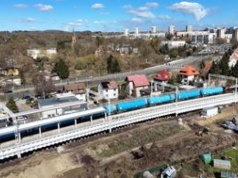 Wykoleiła się cysterna z amoniakiem. Transporty kolejowe z Polic wstrzymane