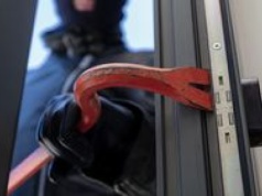 Gdzie złodzieje szukają gotówki w domu. Były włamywacz ujawnia