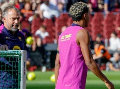 Flick zareagował na zachowanie Yamala. Postawił sprawę jasno