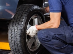 Wymiana opon z zimowych na letnie. Nie data czy przepisy, a zasada "7"