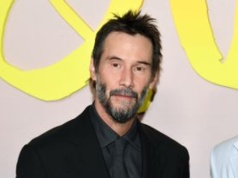 Pojawił się z ukochaną na premierze. Dzieli ich prawie 10 lat