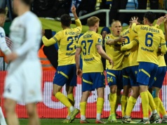 Kubiak i Kerk zachwycili, Banasik wygrał w debiucie. Arka lepsza od Zagłębia