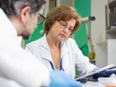 „80 proc. Polaków wierzy w geny. Tylko 7 proc. wie, o co chodzi”