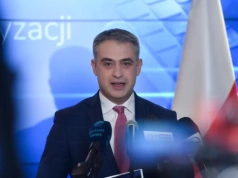 Dostał groźby, zamontował kamery w domu. Gawkowski dla „Wprost”: Zdarzają się wariaci