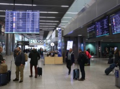 Chciał lecieć do Grecji, zażartował przy odprawie. Szybko tego pożałował