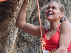 Eva Hammelmüller i boulderowa „Goosfraba” 8c+ w Padaro