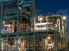 Ceny gazu to kolejny cios dla polskiej chemii. Zatoka Perska a przemysł
