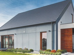 Wygląda jak tradycyjny dom, a jest z drewna. Dom szkieletowy powstaje w zaledwie 8 tygodni