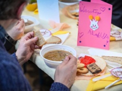 Wielkanocna solidarność w Częstochowie. Setki osób przy wspólnym stole