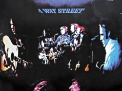 Koncertówka Crosby, Stills, Nash & Young