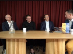 Polska między „złotym wiekiem” a pułapką zależności. Spór o strategię rozwoju 