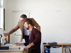 Mówimy więcej, ale gorzej. Feedback w pracy nie spełnia swojej roli