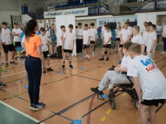 Alternatywne lekcje WF w Szemudzie. Monika Pyrek inspiruje uczniów