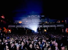 Pokolenie Z ratuje kina. Młodzi widzowie najczęściej wybierają duży ekran