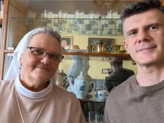 Dzieci nie mogą wrócić na ulicę! Siostra z Ciechanowa prowadzi zbiórkę na budowę szkoły