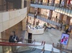 To koniec złotej ery galerii handlowych. Globalny gigant tnie sklepy także w Polsce