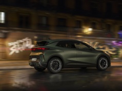 Cupra Raval – elektryczny huligan z Barcelony wjeżdża do miasta