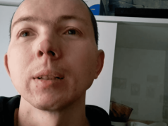 Dlaczego Jaruś z "Chłopaków do wzięcia" zerwał kontakt z matką? Prawda wyszła na jaw